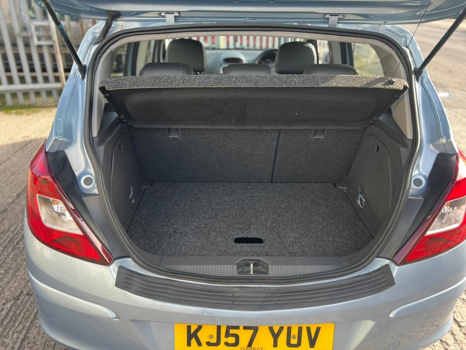 Used Vauxhall Corsa 2007 for sale - 77579654: Photo 25