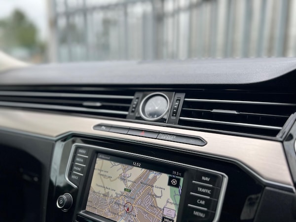 Used Volkswagen Passat 2015 for sale - 76123086: Photo 31