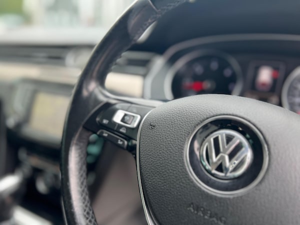 Used Volkswagen Passat 2015 for sale - 76123086: Photo 40