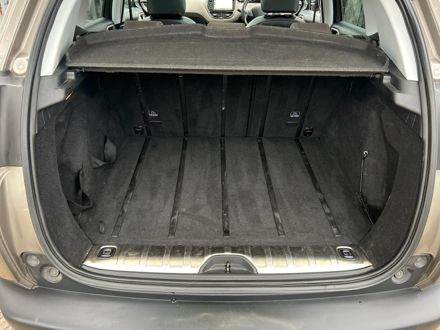 Used Peugeot 2008 2015 for sale - 76993222: Photo 26