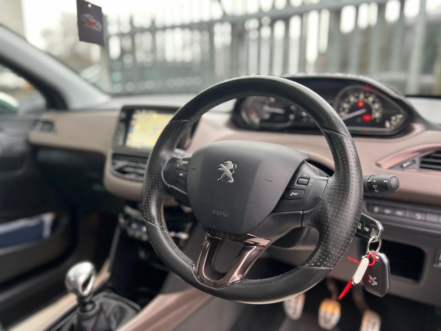 Used Peugeot 2008 2015 for sale - 76993222: Photo 40