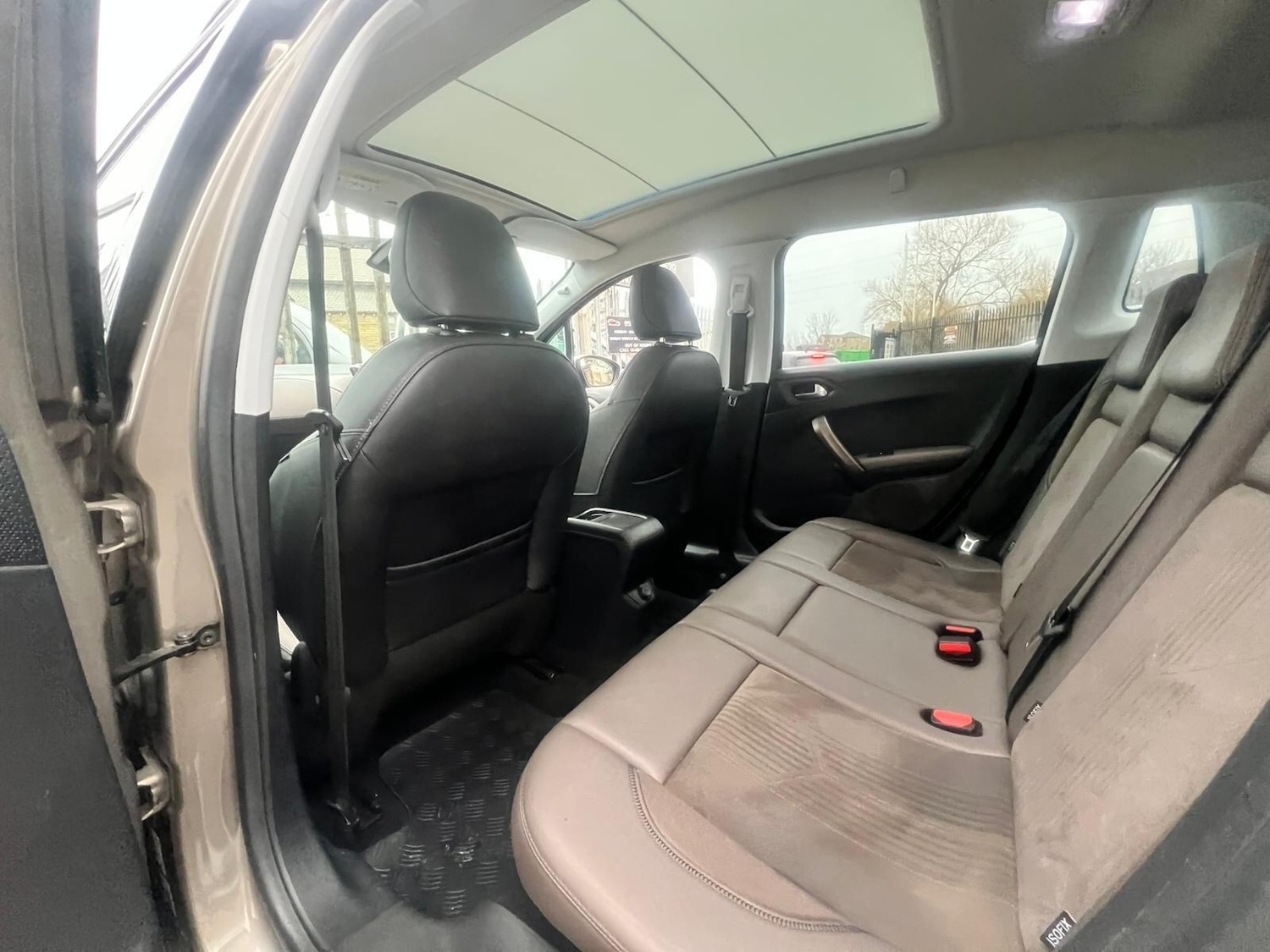 Used Peugeot 2008 2015 for sale - 76993222: Photo 67