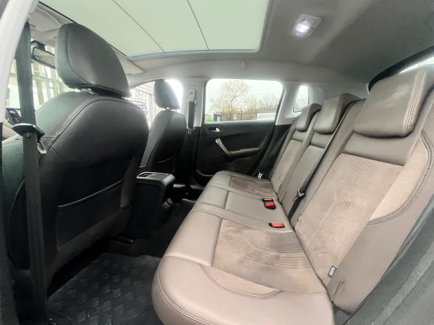 Used Peugeot 2008 2015 for sale - 76993222: Photo 68