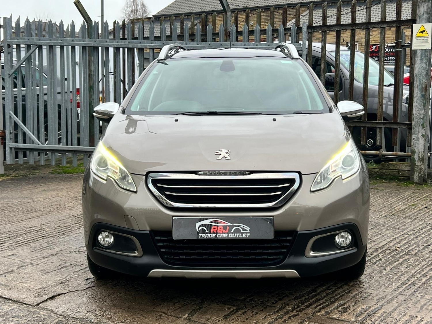 Used Peugeot 2008 2015 for sale - 76993222: Photo 8