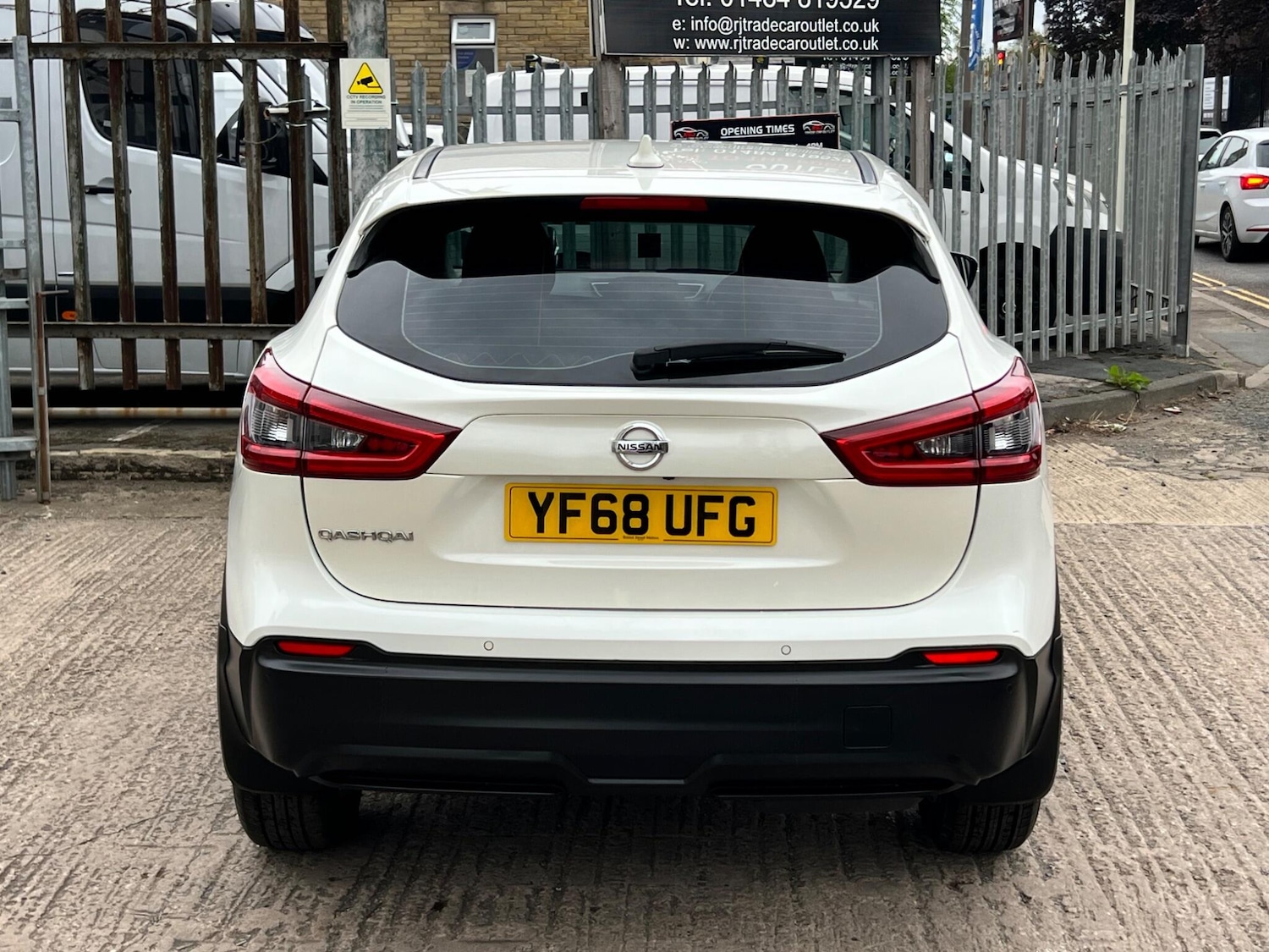 Vehicle 21
