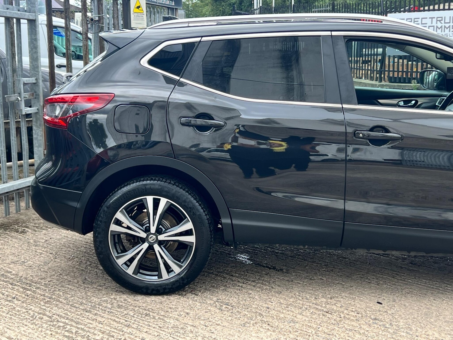Used Nissan Qashqai 2017 for sale - 76484497: Photo 13