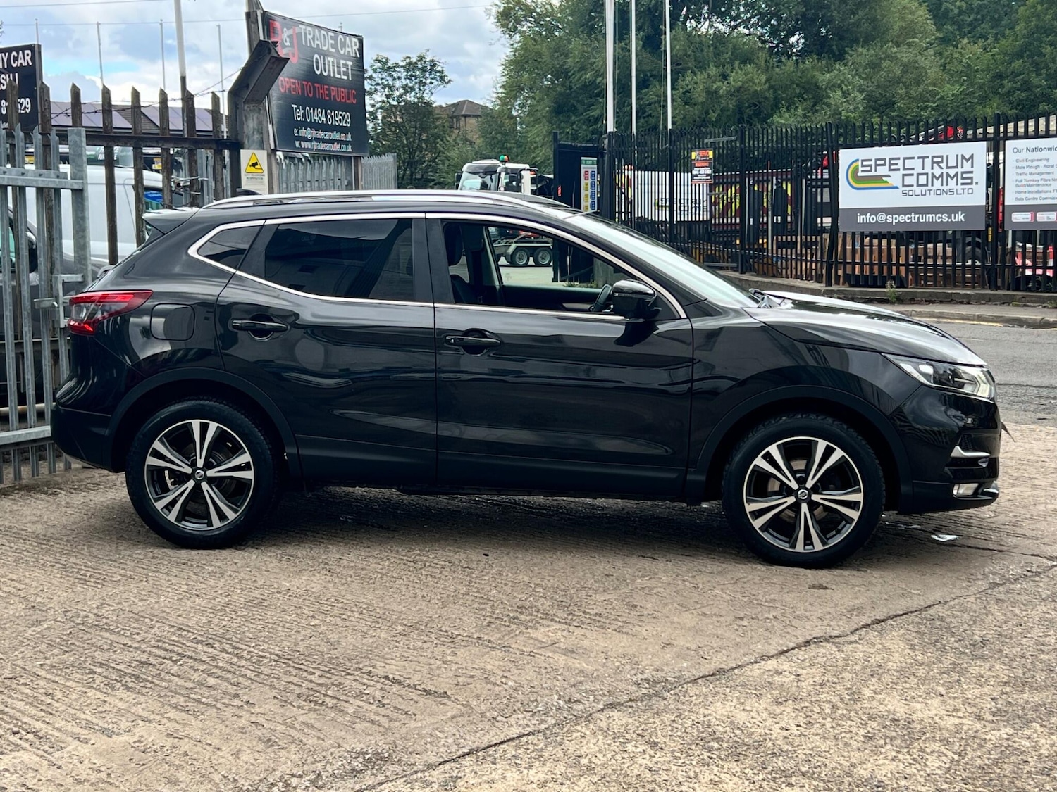 Used Nissan Qashqai 2017 for sale - 76484497: Photo 15