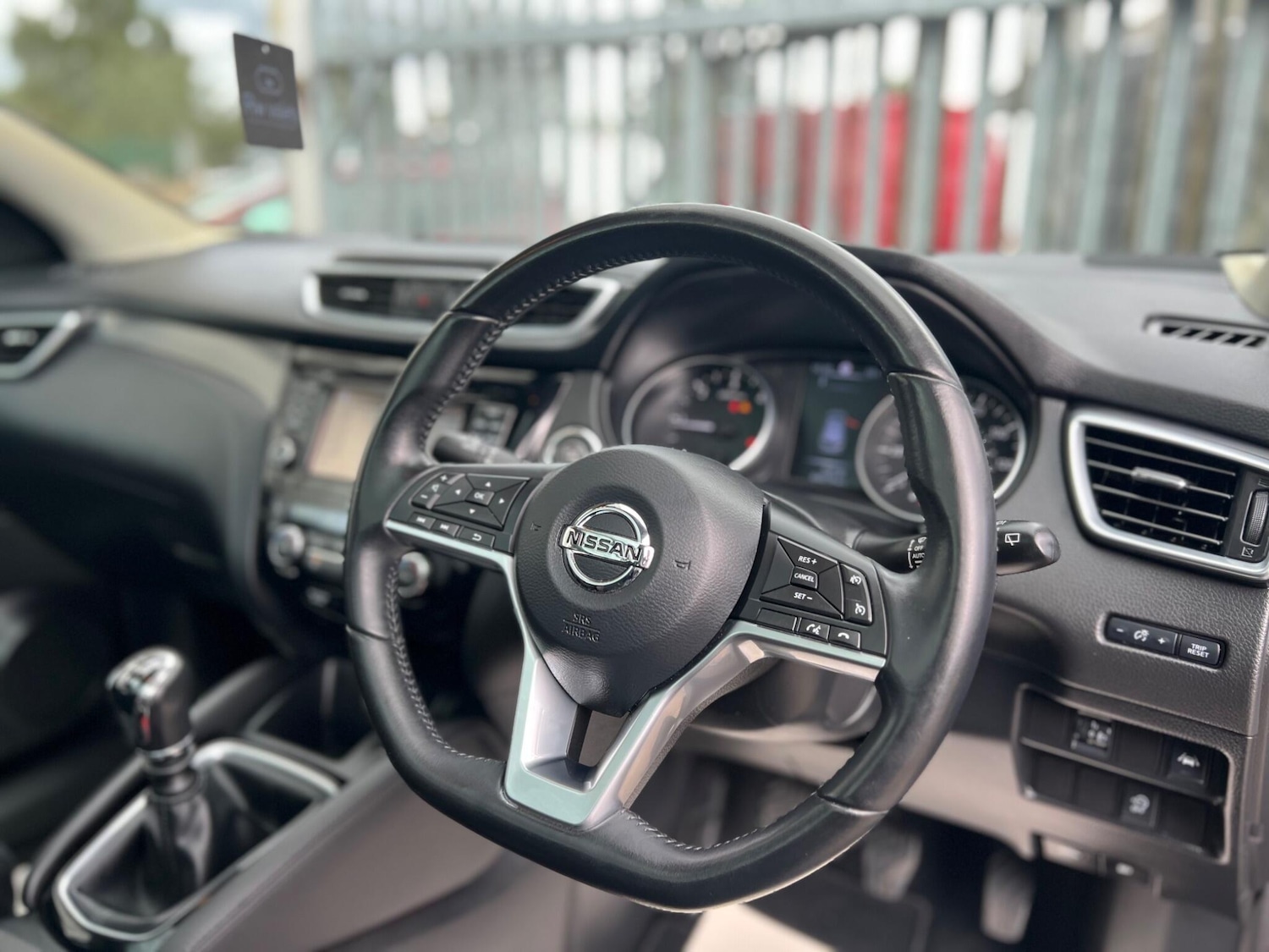 Used Nissan Qashqai 2017 for sale - 76484497: Photo 38