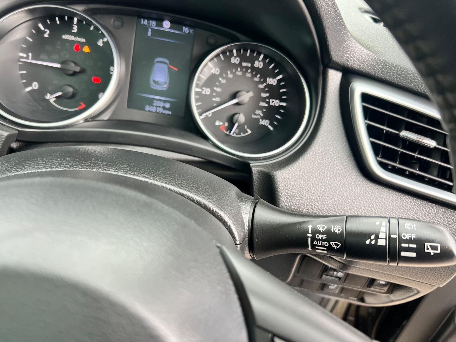 Used Nissan Qashqai 2017 for sale - 76484497: Photo 42