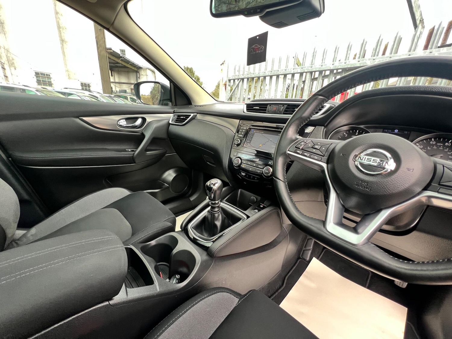 Used Nissan Qashqai 2017 for sale - 76484497: Photo 44