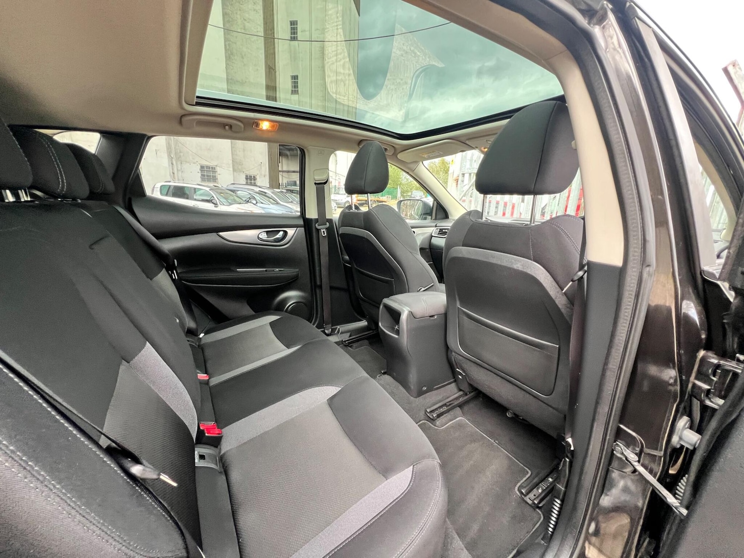 Used Nissan Qashqai 2017 for sale - 76484497: Photo 55