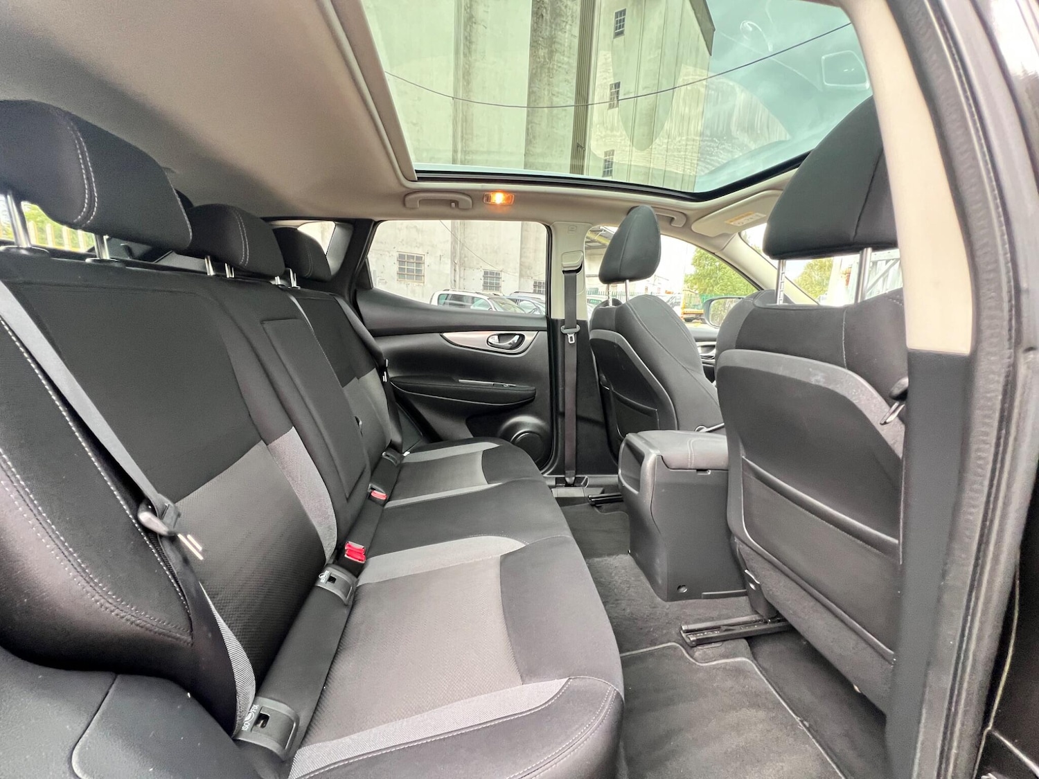 Used Nissan Qashqai 2017 for sale - 76484497: Photo 57