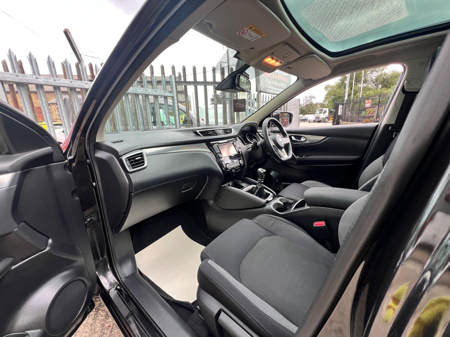 Used Nissan Qashqai 2017 for sale - 76484497: Photo 60