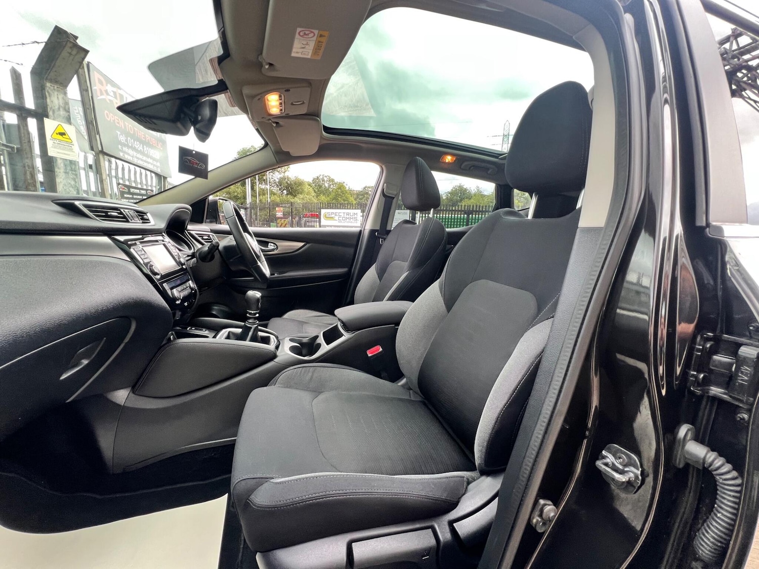 Used Nissan Qashqai 2017 for sale - 76484497: Photo 62