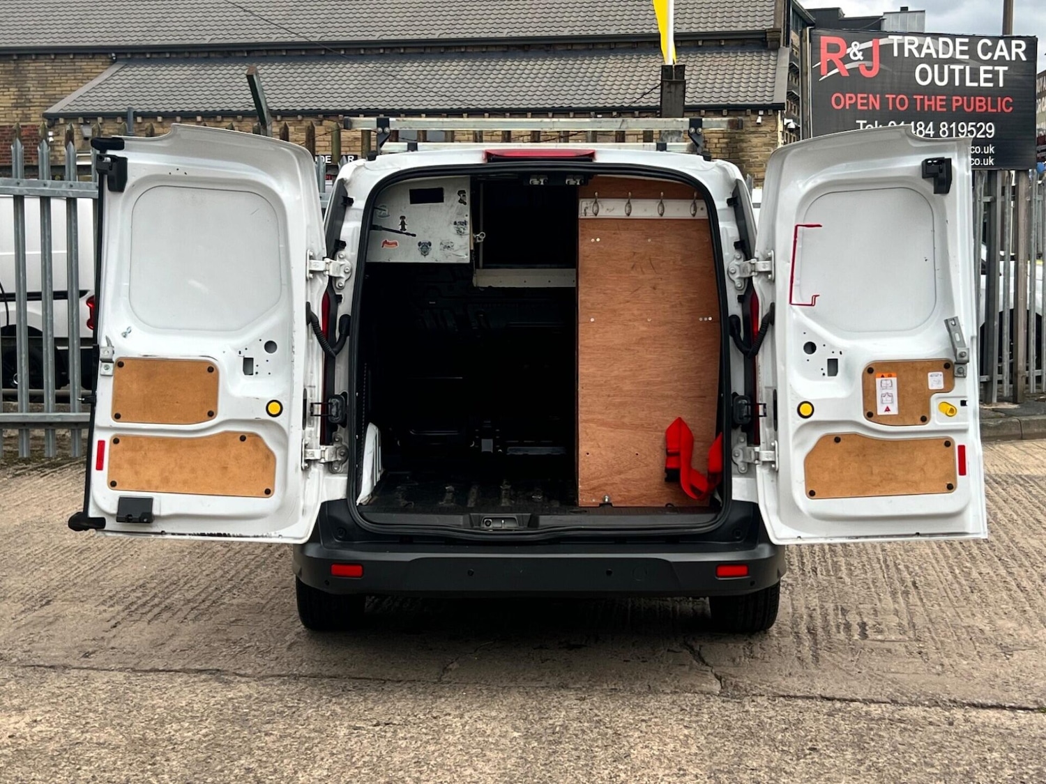 Used Ford Transit Connect 2018 for sale - 77249733: Photo 29