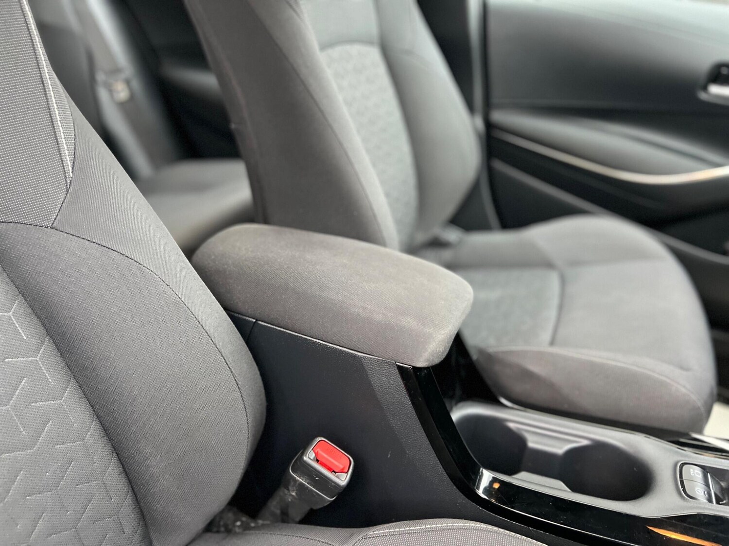 Used Toyota Corolla 2021 for sale - 76714797: Photo 33