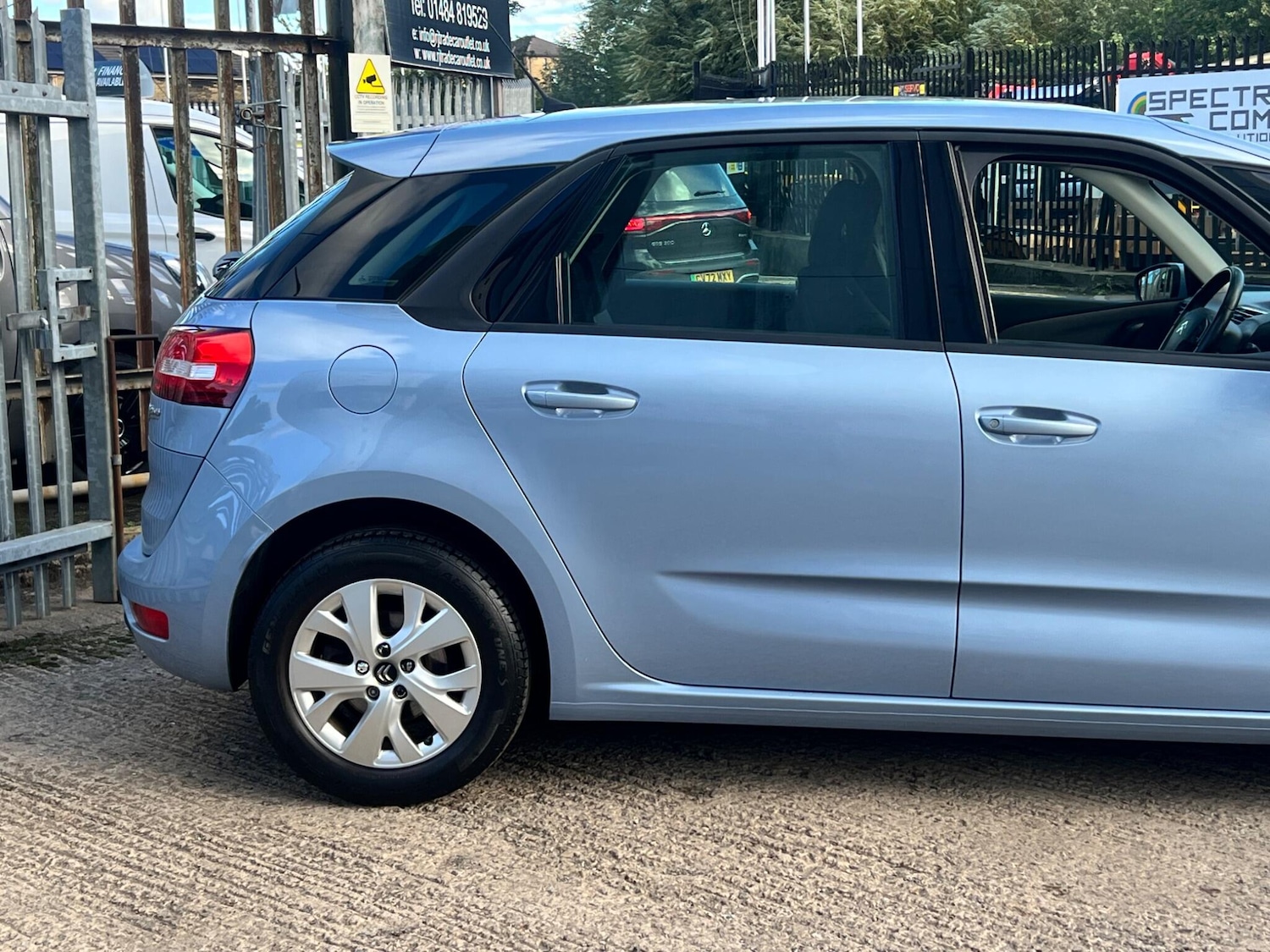 Used Citroen C4 Picasso 2016 for sale - 76457183: Photo 10