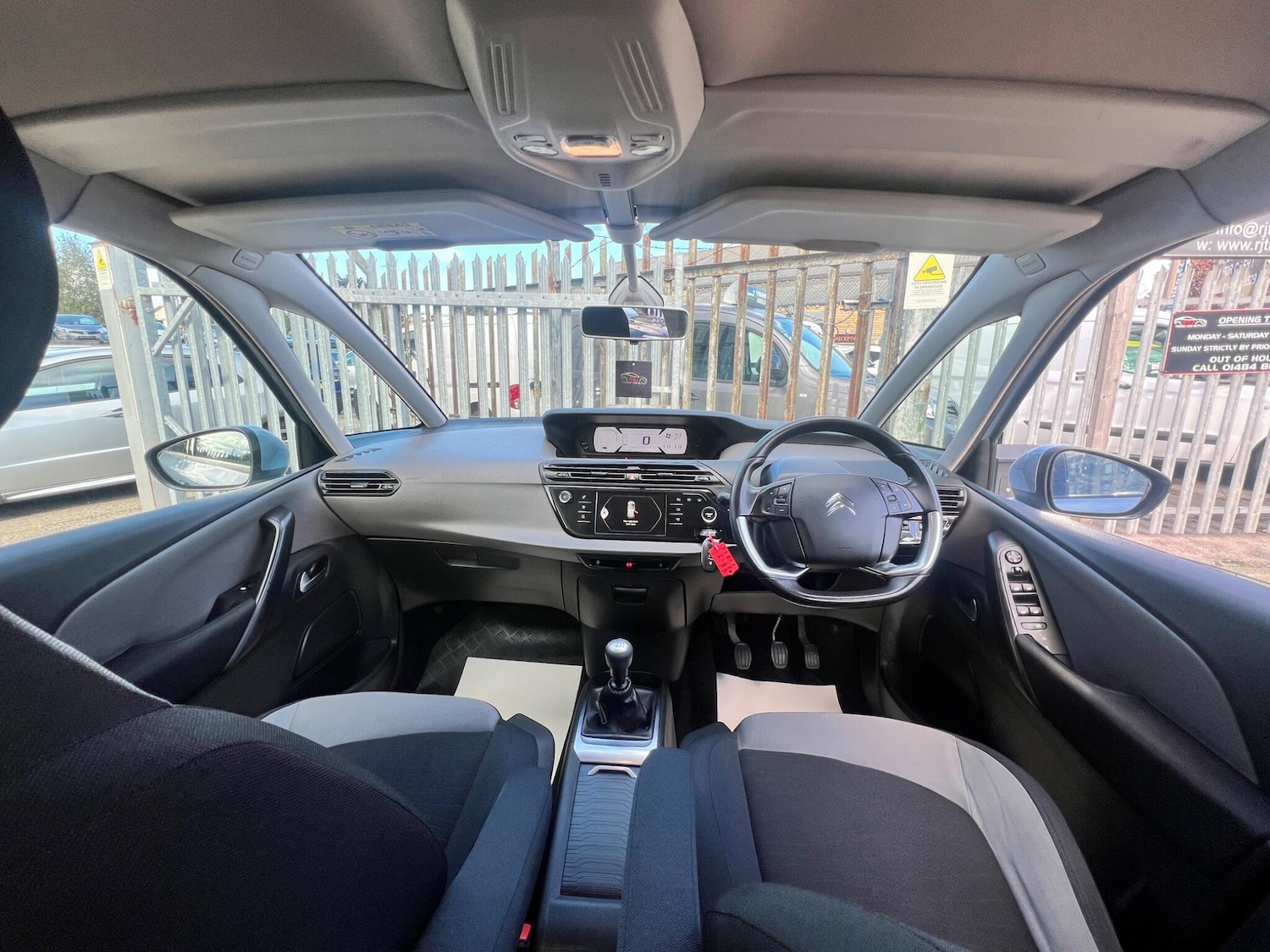 Used Citroen C4 Picasso 2016 for sale - 76457183: Photo 27