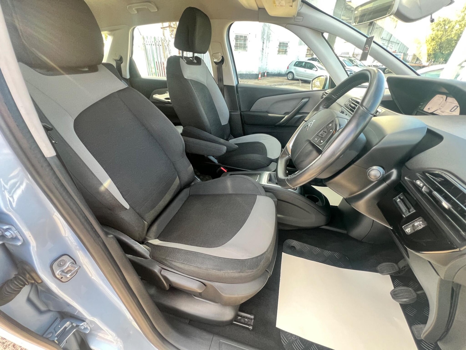 Used Citroen C4 Picasso 2016 for sale - 76457183: Photo 29