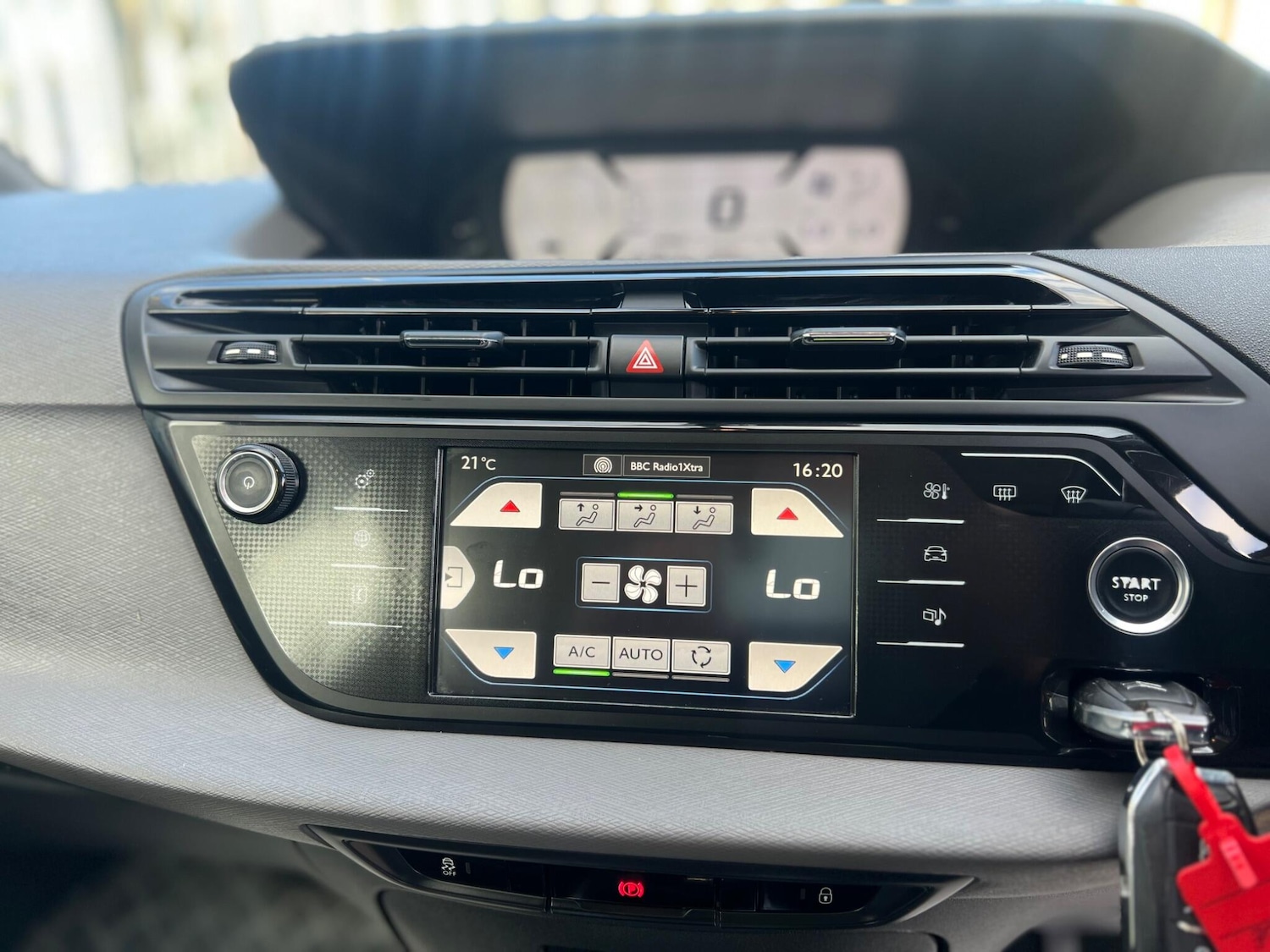 Used Citroen C4 Picasso 2016 for sale - 76457183: Photo 41