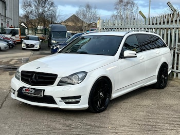 Used Mercedes-Benz C Class 2013 for sale - 79478809: Photo