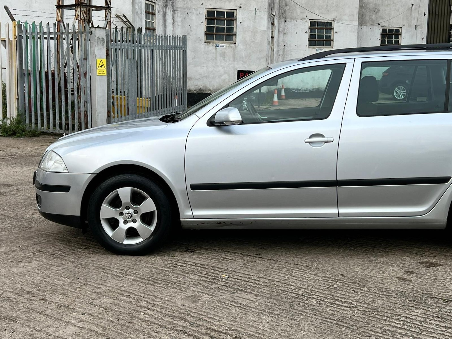 Used Skoda Octavia 2009 for sale - 76714463: Photo 16