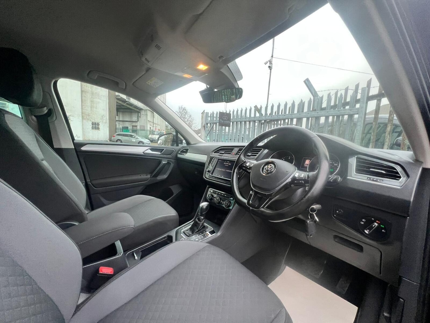 Used Volkswagen Tiguan 2017 for sale - 77249756: Photo 36