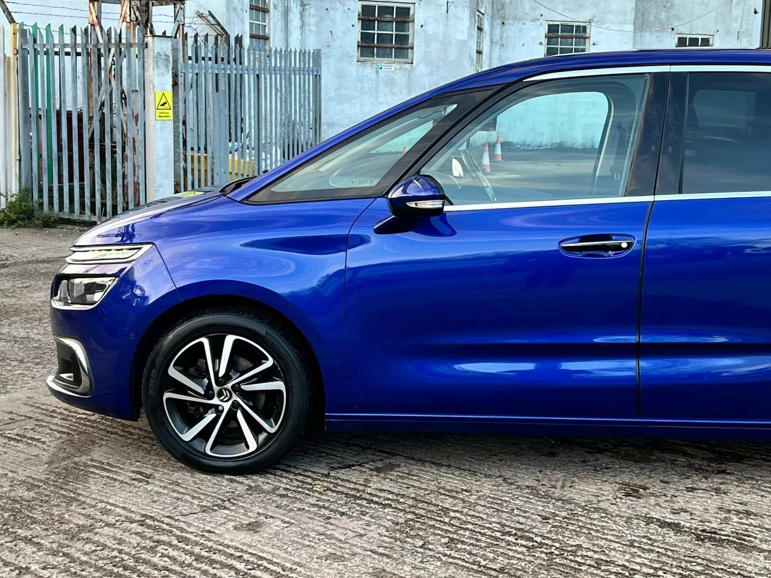 Used Citroen C4 Picasso 2018 for sale - 76976438: Photo 20