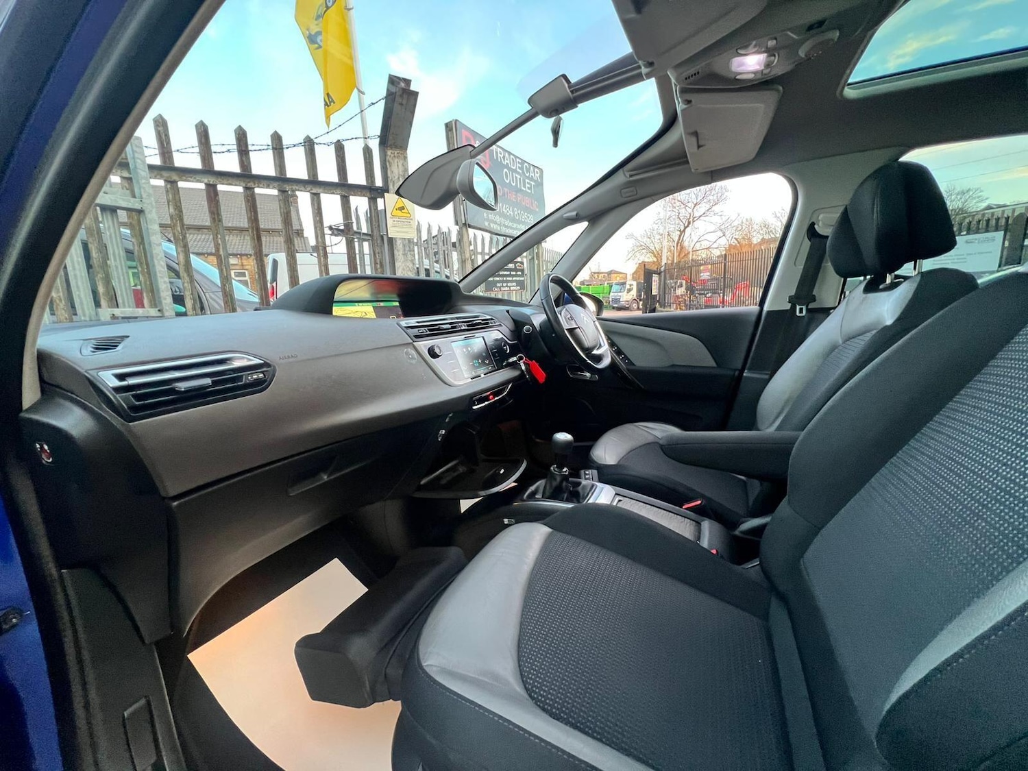 Used Citroen C4 Picasso 2018 for sale - 76976438: Photo 59