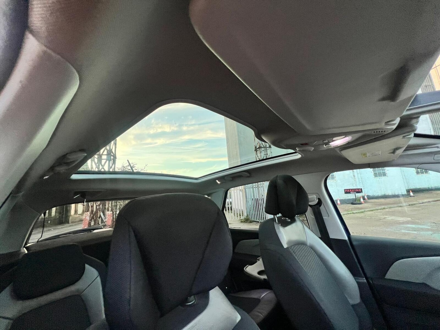 Used Citroen C4 Picasso 2018 for sale - 77249753: Photo 40