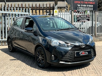 Used Toyota Yaris 2019 for sale - 79404565: Photo