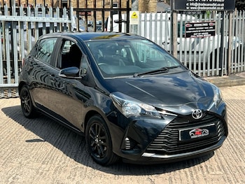 Used Toyota Yaris 2019 for sale - 79404565: Photo
