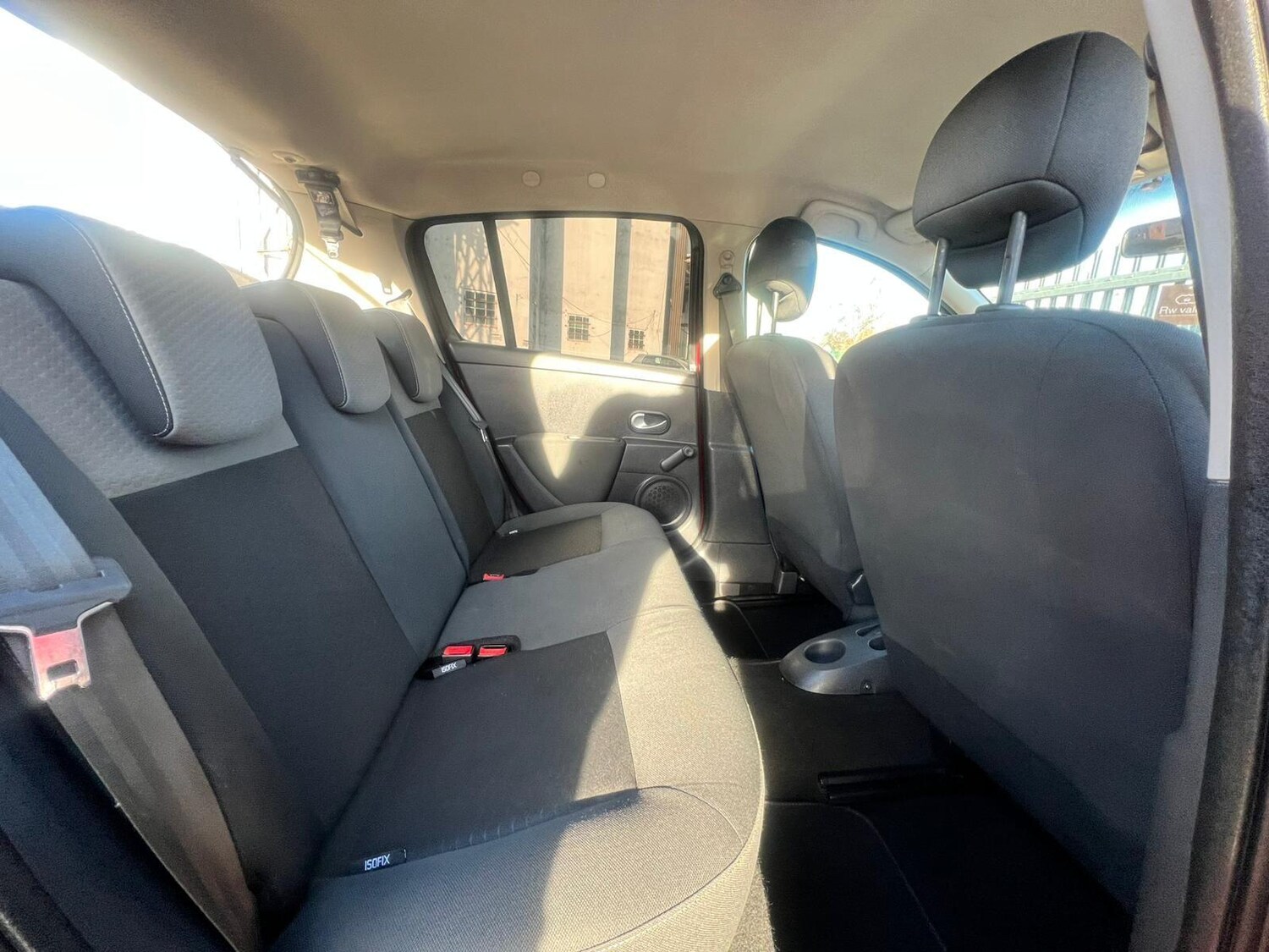 Used Renault Clio 2010 for sale - 77216282: Photo 48