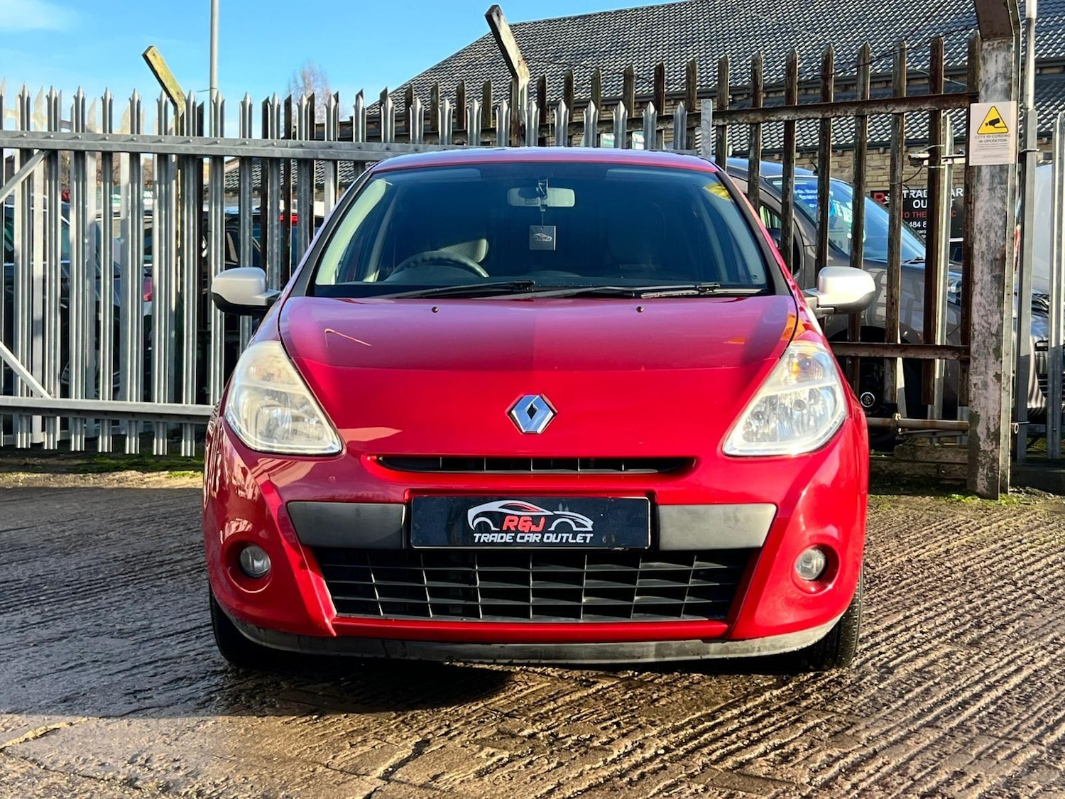 Used Renault Clio 2010 for sale - 77216282: Photo 7