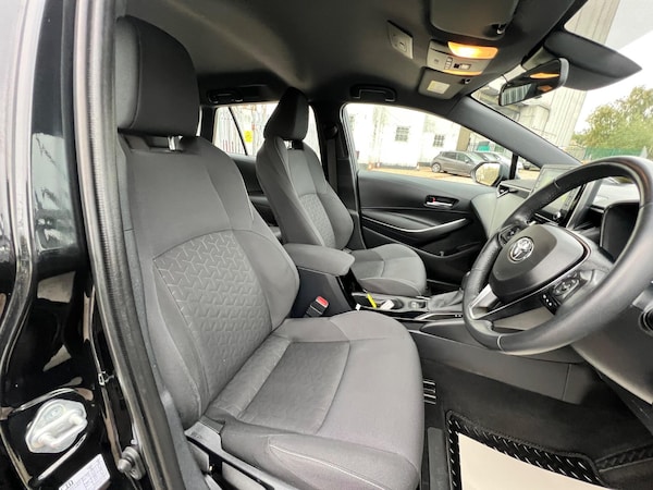 Used Toyota Corolla 2019 for sale - 76326246: Photo 31