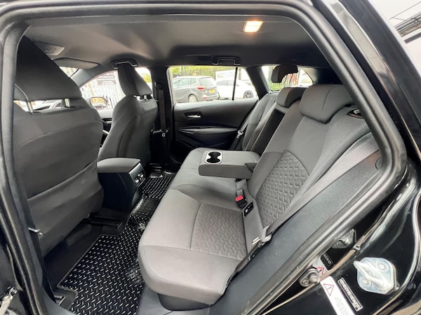 Used Toyota Corolla 2019 for sale - 76326246: Photo 60