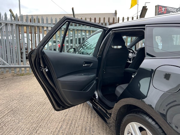 Used Toyota Corolla 2019 for sale - 76326246: Photo 61