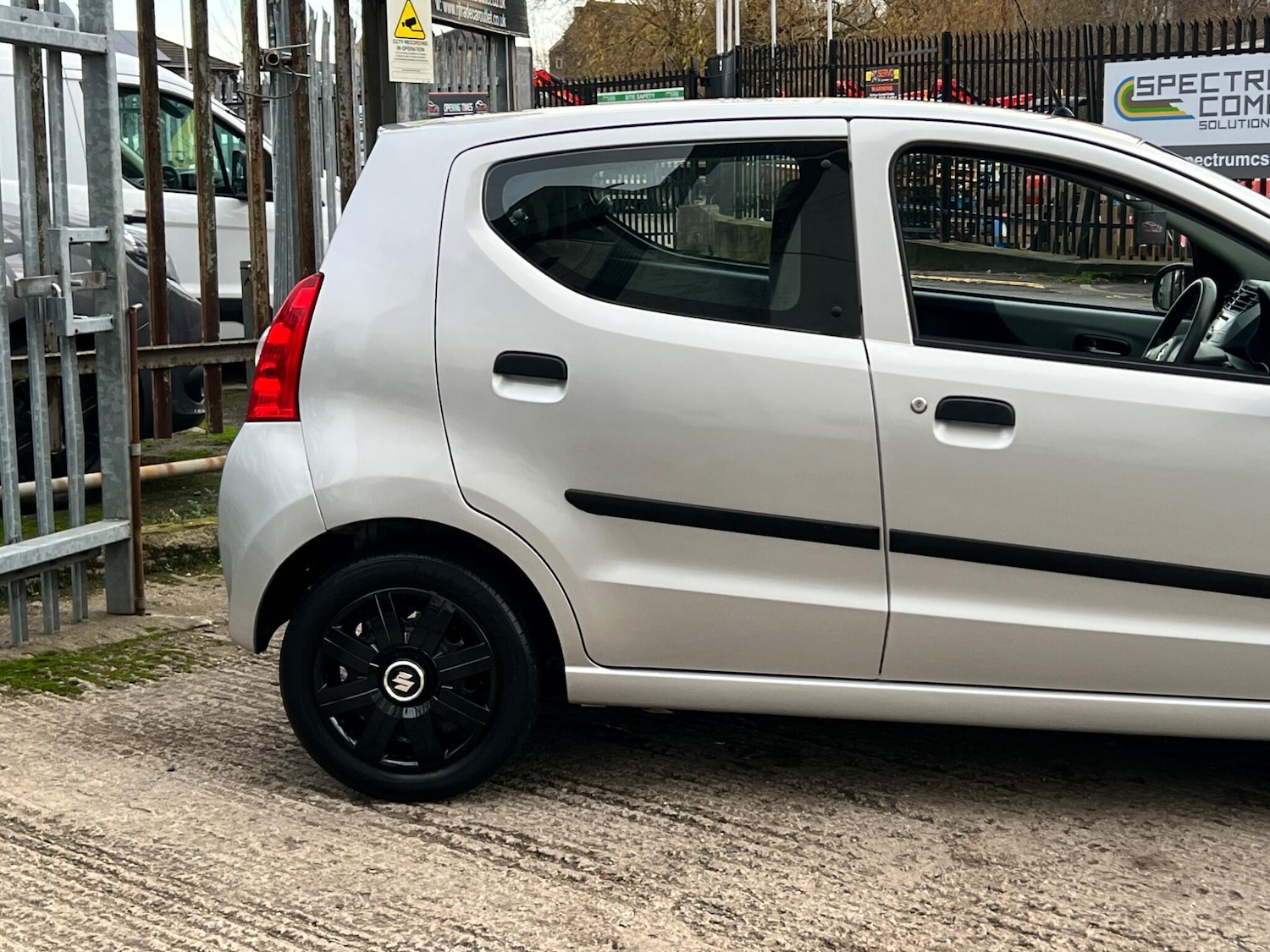 Used Suzuki Alto 2010 for sale - 76952365: Photo 13