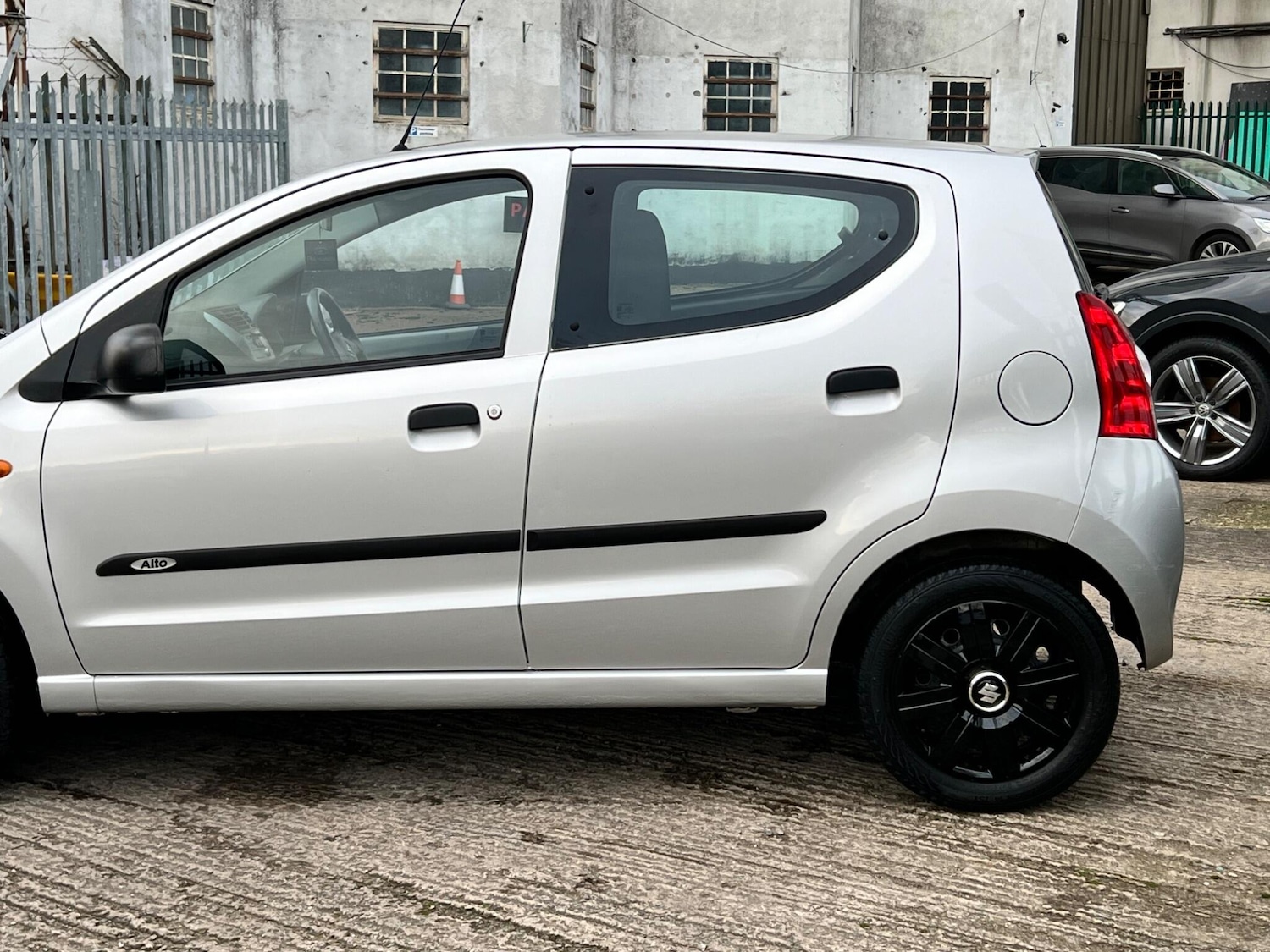 Used Suzuki Alto 2010 for sale - 76952365: Photo 19