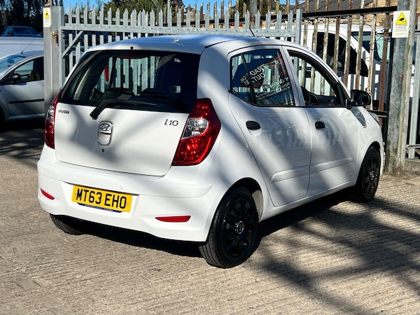 Used Hyundai i10 2013 for sale - 76031845: Photo 10