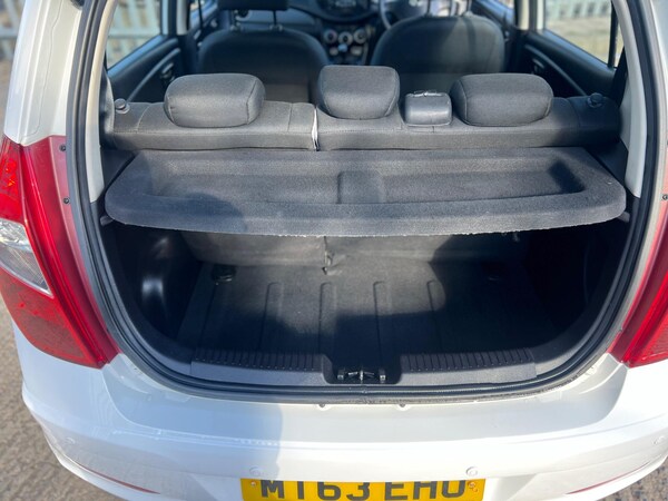 Used Hyundai i10 2013 for sale - 76031845: Photo 23