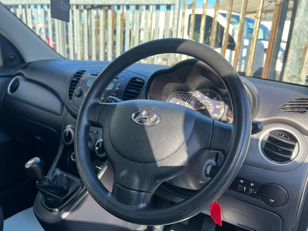 Used Hyundai i10 2013 for sale - 76031845: Photo 31