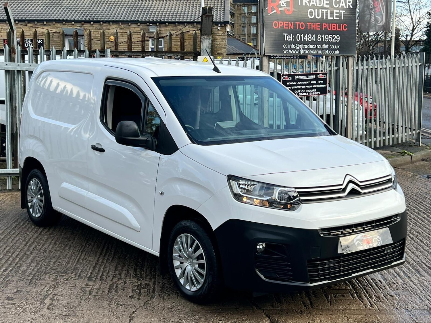 Used Citroen Berlingo 2019 for sale - 76715617: Photo 5