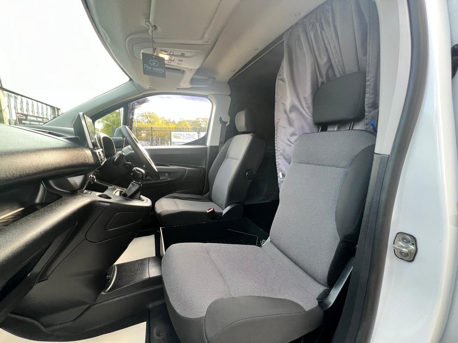 Used Citroen Berlingo 2019 for sale - 76715617: Photo 54