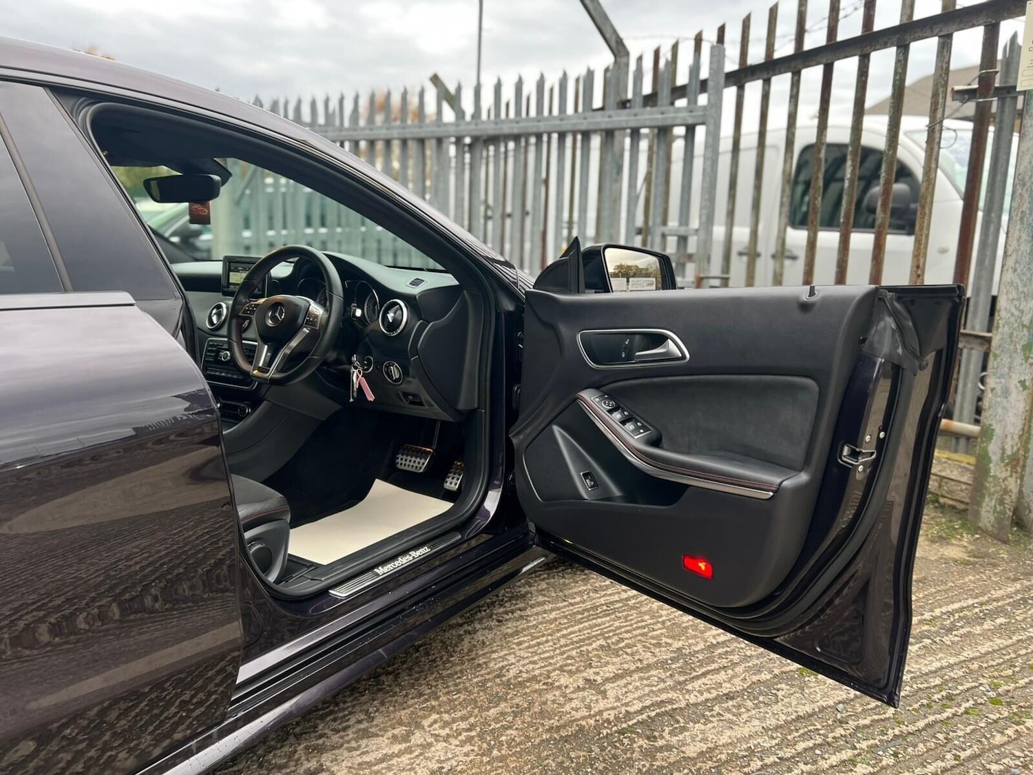 Used Mercedes-Benz CLA 2014 for sale - 77249736: Photo 36