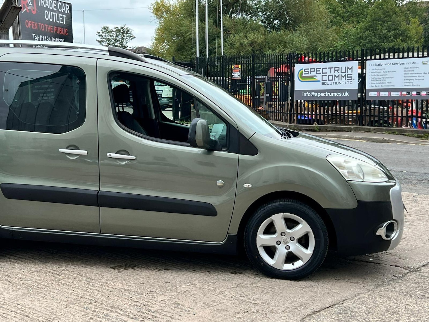 Used Peugeot Partner Tepee 2012 for sale - 76537617: Photo 10