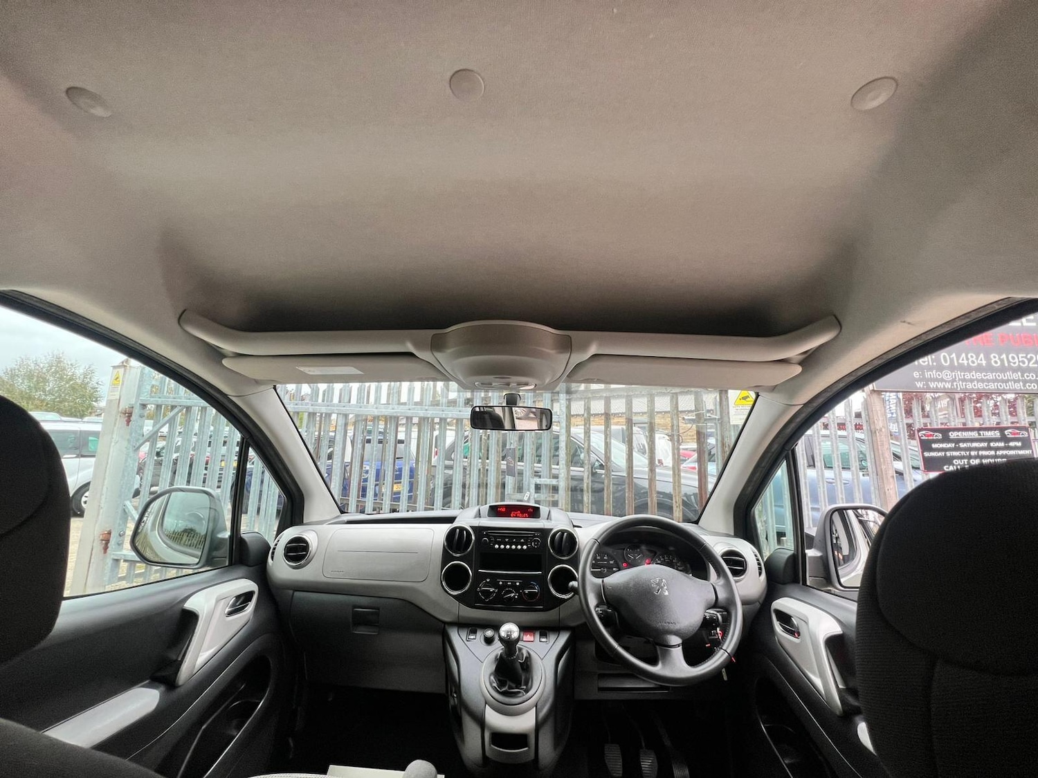 Used Peugeot Partner Tepee 2012 for sale - 76537617: Photo 26