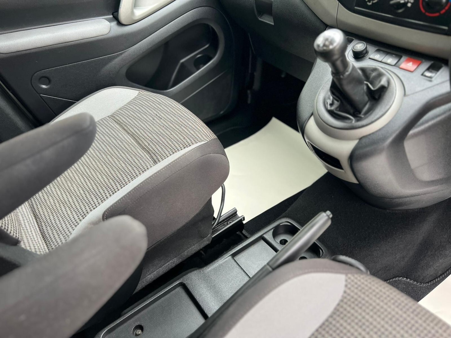 Used Peugeot Partner Tepee 2012 for sale - 76537617: Photo 42