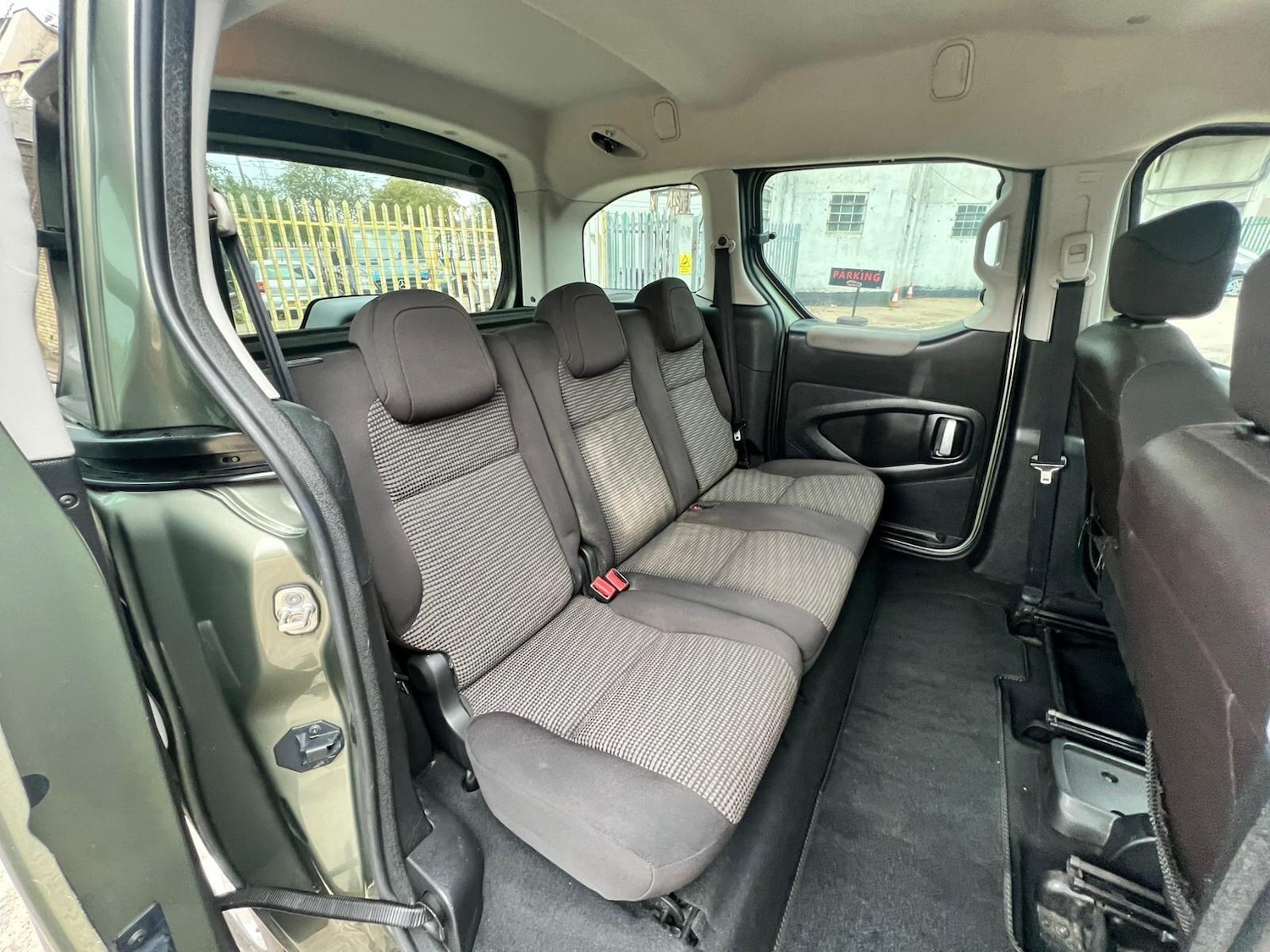 Used Peugeot Partner Tepee 2012 for sale - 76537617: Photo 47