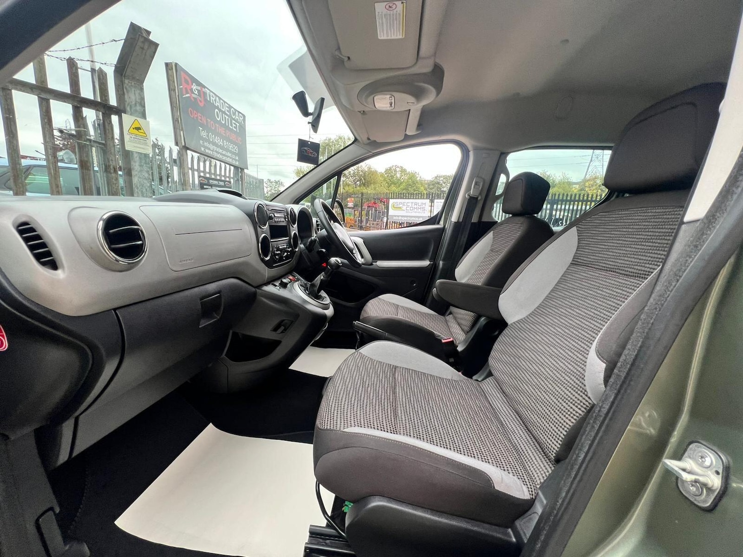 Used Peugeot Partner Tepee 2012 for sale - 76537617: Photo 50